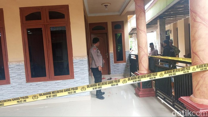 Seorang balita di Kecamatan Pasean, Kabupaten Pamekasan, Kenzi (5) meninggal dunia usai diserang monyet milik warga. 