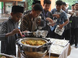 Uji Coba MBG di Malang Terapkan Sistem Prasmanan
