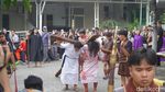 Menghayati Sengsara Kristus Lewat Jalan Salib Hidup di Surabaya