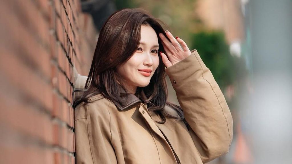 Ayu Ting Ting Minta Doa Agar Bisa Naik Haji