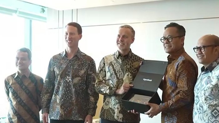 Bos BP BUMN Dony Oskaria bertemu Bos ExxonMobil Indonesia