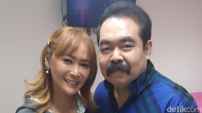 Inul Daratista di kawasan Transmedia, Jalan Kapten P Tendean, Jakarta Selatan, Jumat (3/4/2026).