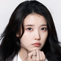 Untuk aksesori, wanita 32 tahun ini hanya mengenakan sepasang giwang dan cincin silver. Foto: Dok. EDAM Entertainment