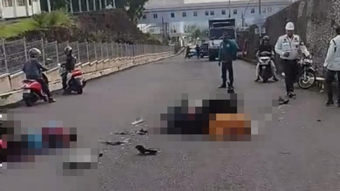 Kecelakaan maut di Pasuruan motor dengan motor menewaskan seorang ibu-ibu.