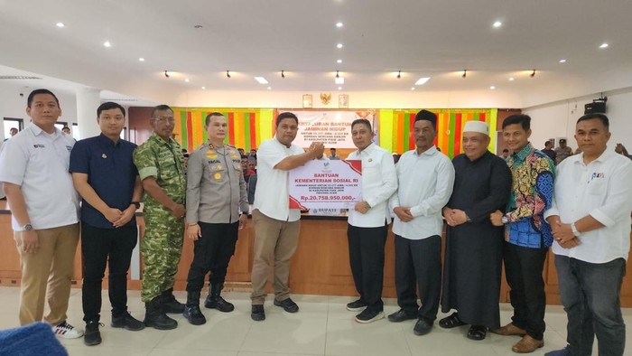 Kemensos Tetap Salurkan Bantuan Bencana Sumatra Rp54,5 M