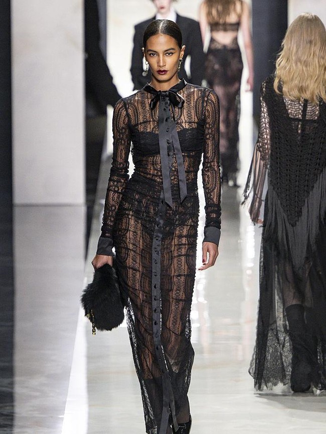 Foto: Dolce & Gabbana Tegaskan Identitas Lewat Koleksi Fall/Winter 2026