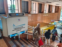 Menyambut Lift Tangga di Stasiun Cikini untuk Difabel-Lansia
