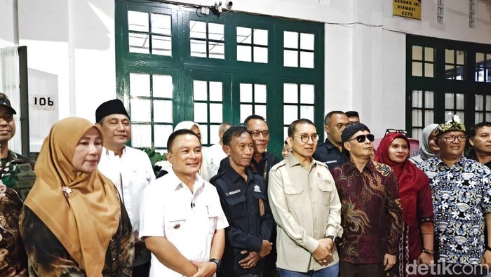 Menbud RI Fadli Zon dan Gedung Museum Linggarjati Kuningan.