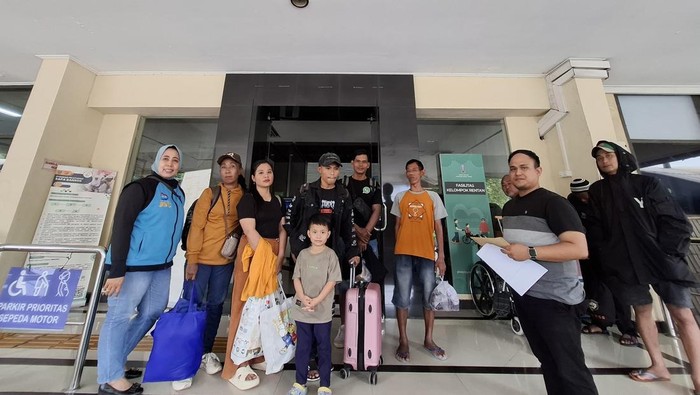 Orang telantar di Jatim dipulangkan ke daerah asalnya