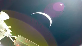 Kapsul Orion Tinggalkan Orbit Bumi dan Melesat ke Bulan, Astronaut Takjub