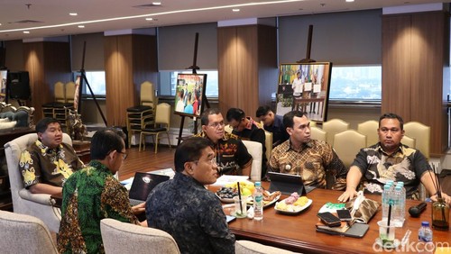 Pertemuan Menteri PKP dan Gubernur NTT, Kamis (2/4/2026).