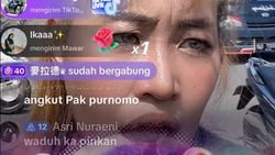 Aksi Heboh Live di Pinggir Jalan, Pinkan Mambo Cuan Puluhan Juta Rupiah Sehari