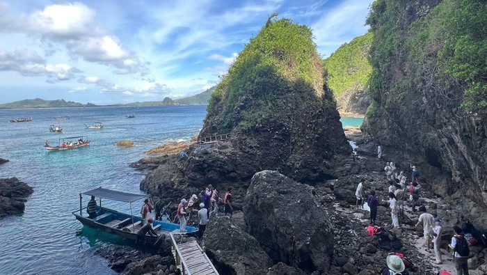 Masih Favorit, 240 Ribu Wisatawan Padati Banyuwangi Selama Libur Lebaran