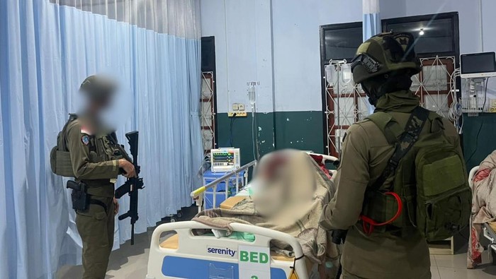 Satgas Operasi Damai Cartenz menangkap anggota KKB, pelaku penembakan terhadap Tito Karnavian saat masih menjabat Kapolda Papua.