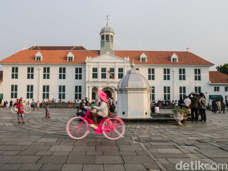 Serunya Jalan-jalan di Kota Tua Saat Libur Panjang