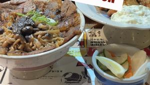 Video: Tips Antre Obihiro Nikudon Blok M Biar Gak Zonk!