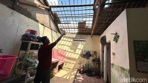 Angin Kencang di Kediri, Atap Rumah Warga Porak-poranda