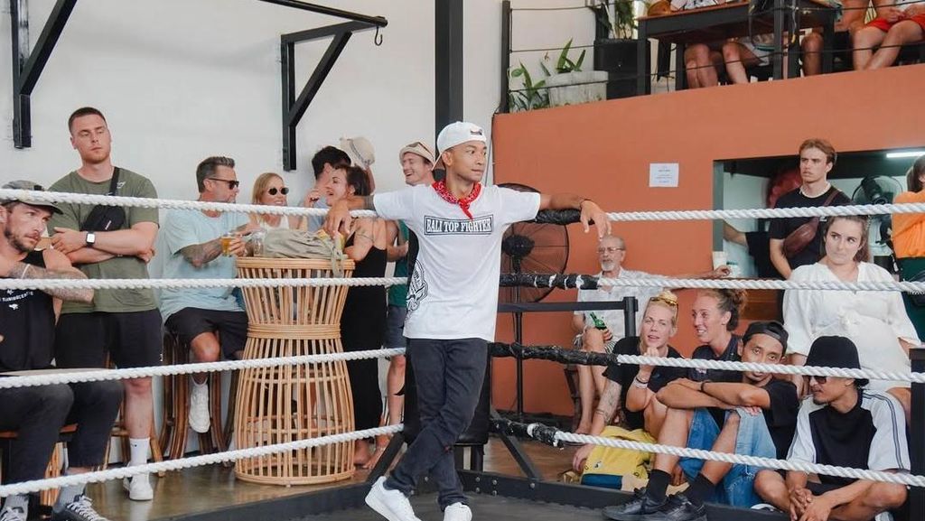 Alasan Belda Sampai Piting Bule Mabuk di Bali