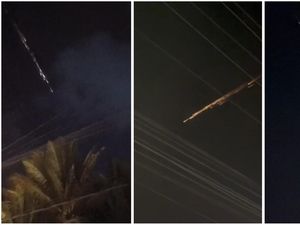 Ahli Duga Benda Bercahaya Lintasi Langit Lampung Sampah Antariksa