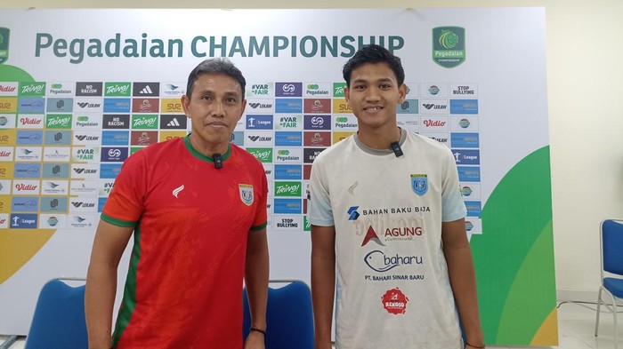 Bima Sakti, Pelatih Persela Lamongan jelang laga melawan Deltras FC di Stadion Gelora Sidoarjo.