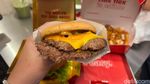 Bukan Aldis Burger, Ini Burger Wagyu Rp 150 Ribu Milik Influencer Hits
