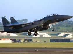 Wujud dan Kecanggihan Jet Tempur F-15E yang Dijatuhkan Iran