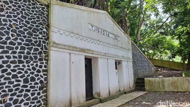 Gedong Cai Tjibadak 1921