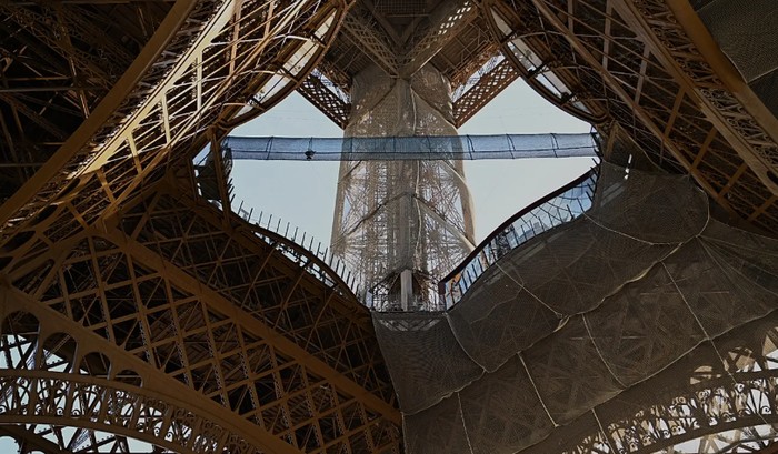 Menara Eiffel, Vertigo of the Tower