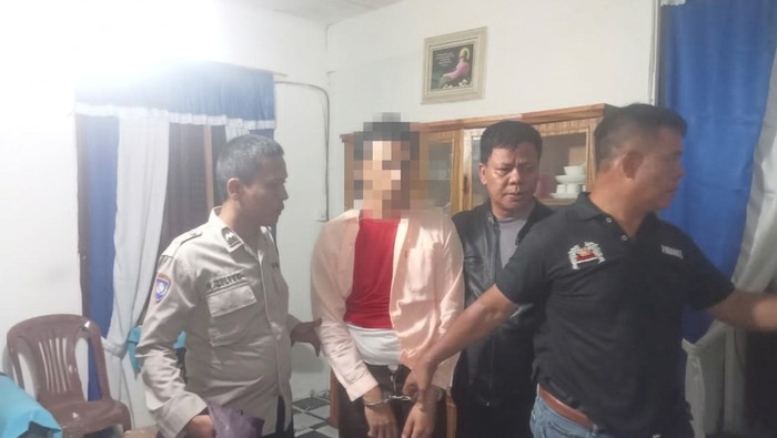 Pelaku penganiayaan Pasti Sautman Samosir ditangkap untuk dibawa ke RSJ Prof Dr M Ildren (Dok. Polres Simalungun)