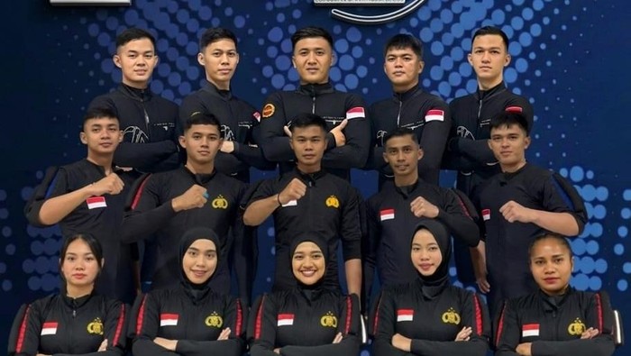 Personel Brimob Polda Metro Jaya perkuat kontingen Polri di ajang Indoor Skydiving Prancis, Sabtu (4/4/2026).