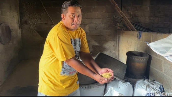 Produsen tempe di Lumajang