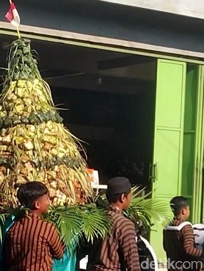 Lestarikan Tradisi, Siswa SD di Pasuruan Antusias Ikuti Gerebek Syawal