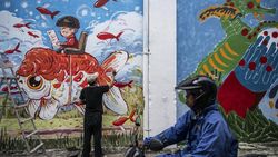 Sentuhan Mural Hidupkan Kampung Padat di Semarang
