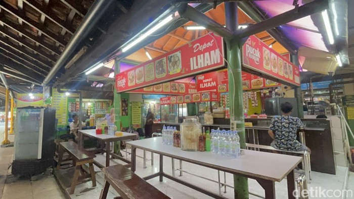 Tangkapan layar video pelanggan protes. Lokasi Depot Ilham di Terminal Purabaya.