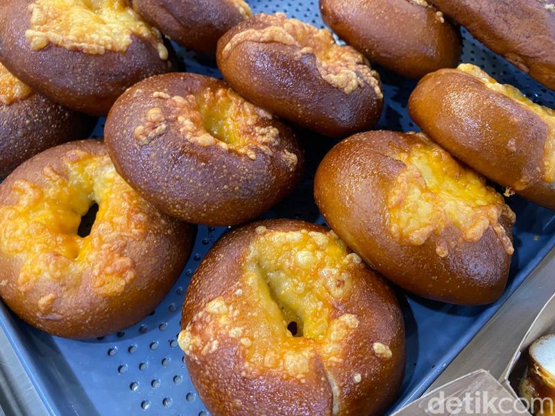 UNOX Buka Experience Center Indonesia