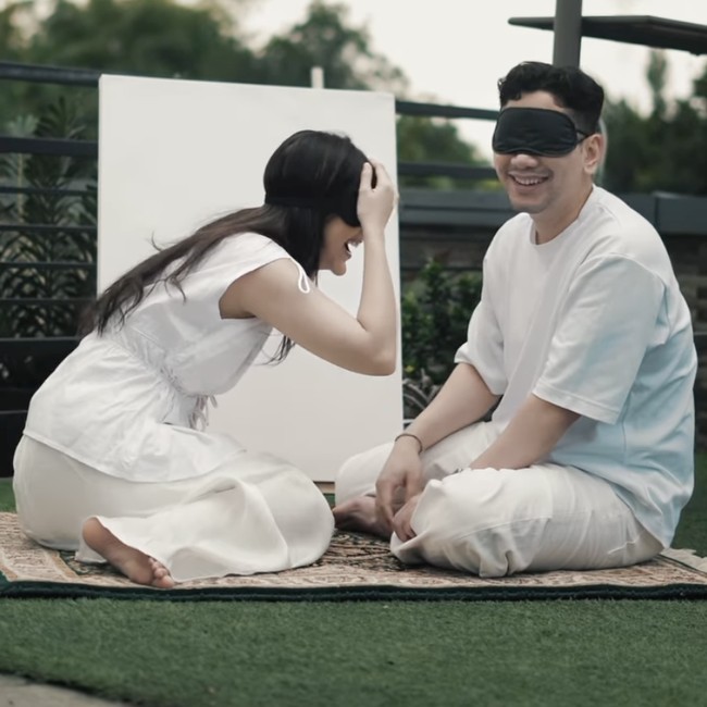 Momen Happy Adinda Thomas Gender Reveal Anak Pertama, Suami Terharu