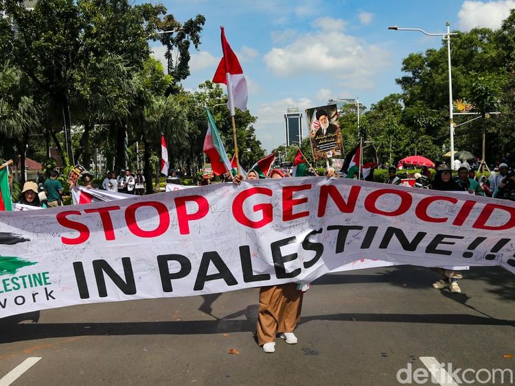 Aksi Solidaritas Palestina Menggema di CFD Jakarta