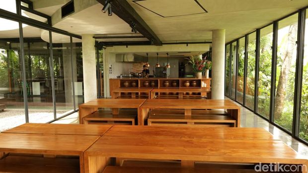 Locavore NXT Ubud didapuk jadi salah satu dari 50 restoran terbaik se-Asia versi media bisnis William Reed. (Aryo Mahendro/detikBali) Locavore NXT Ubud didapuk jadi salah satu dari 50 restoran terbaik se-Asia versi media bisnis William Reed. (Aryo Mahendro/detikBali)