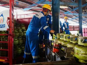 Atasi Kelangkaan, Pertamina Gelontorkan 27 Ribu LPG Melon ke Lombok Timur