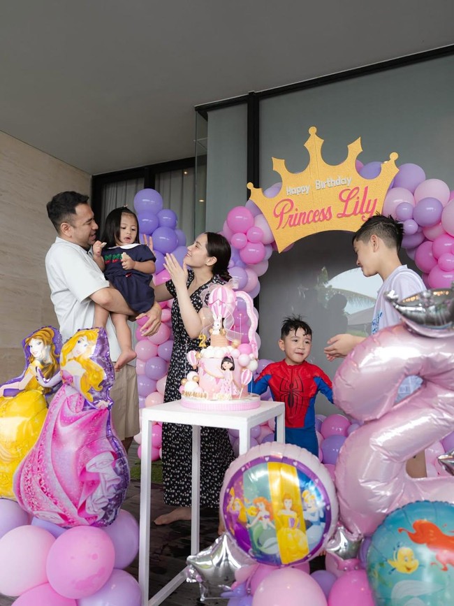 Selamat Ulang Tahun Ke-2 Lily, Putri Raffi Ahmad dan Nagita Slavina