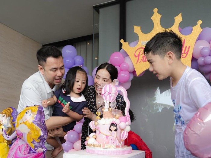 Selamat Ulang Tahun Ke-2 Lily, Putri Raffi Ahmad dan Nagita Slavina