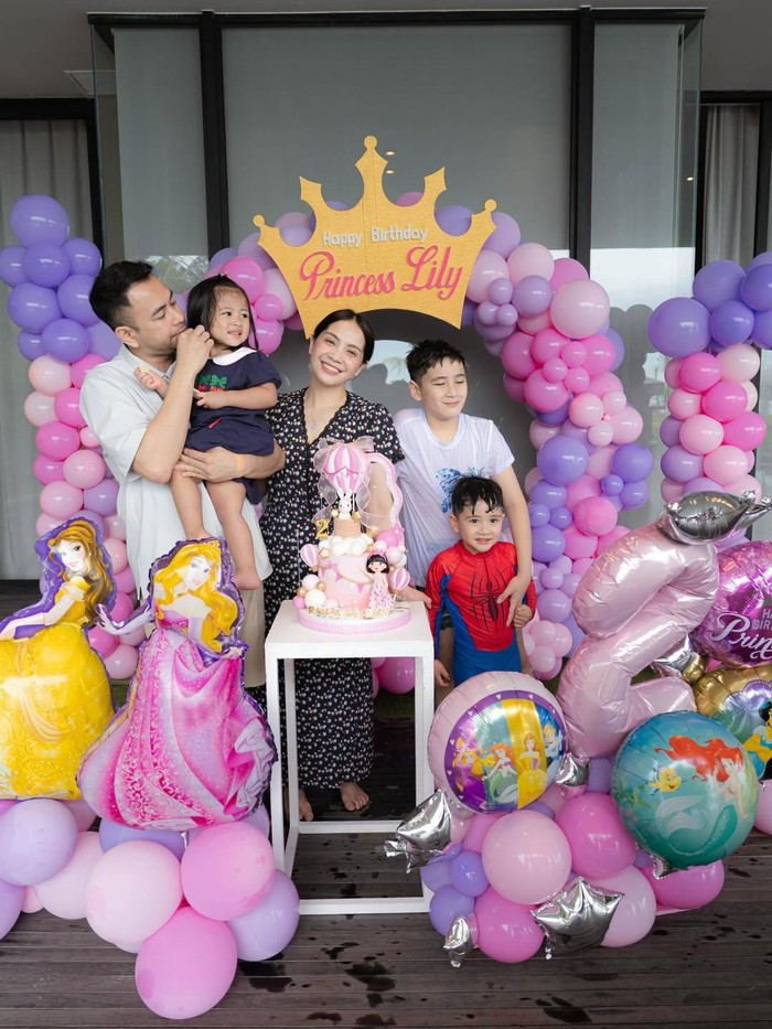Selamat Ulang Tahun Ke-2 Lily, Putri Raffi Ahmad dan Nagita Slavina