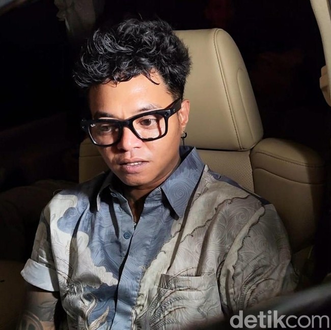 To the Point! Reaksi Reza Arap dan Fuji Hadapi Seruan Furap