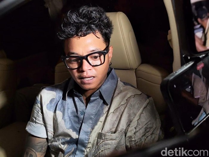 To the Point! Reaksi Reza Arap dan Fuji Hadapi Seruan Furap