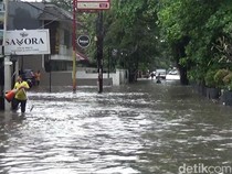 Palembang Dikepung Banjir Usai 2 Jam Hujan Deras, 18 Kecamatan Terdampak