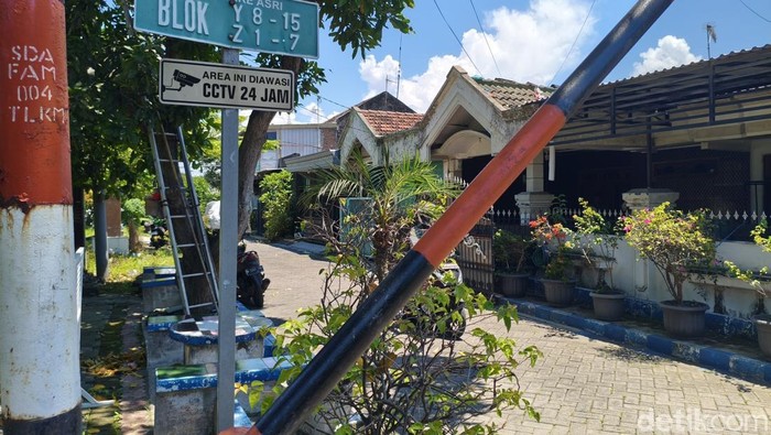 Selat Hormuz Cabang Sidokare Sidoarjo