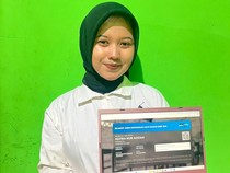 Punya Waktu Khusus untuk Belajar, Alvira Jadi Maba Termuda Unair Berusia 14 Tahun
