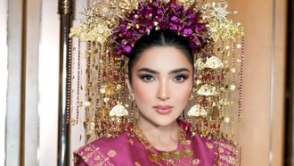 Potret Ashanty Perdana Pakai Baju Adat Palembang, Memukau Dengan Suntiang