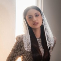 Dalam unggahan terbarunya di Instagram, Asila dengan tegas membantah gosip dirinya pelakor. Saya bukan pelakor. Saya bukan lon**, tulis Asila. Ia juga meminta agar berhenti membuat gosip tak benar terhadap dirinya. Foto: Instagram/@therealasilamaisa