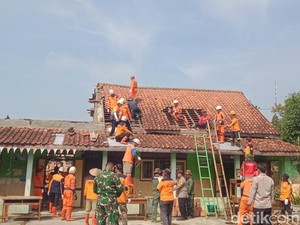Atap Kelas SDN 2 Sribit Klaten Ambruk, Siswa Belajar di Ruang Kasek-Guru